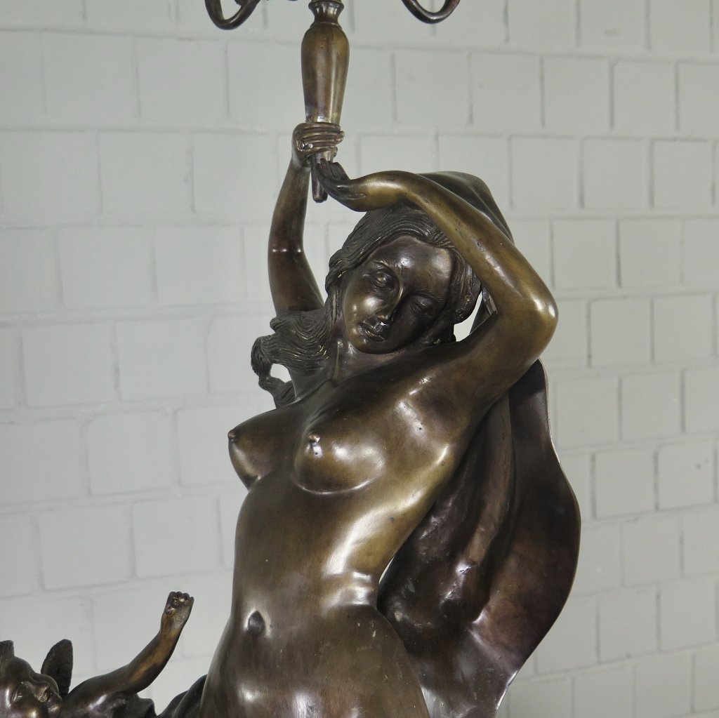 Kerzenständer Kandelaber Skulptur Frau mit Putte Bronze 0,83 m