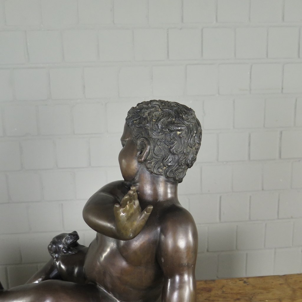 Skulptur Dekoration Kleinkind mit Frosch Bronze 0,43 m