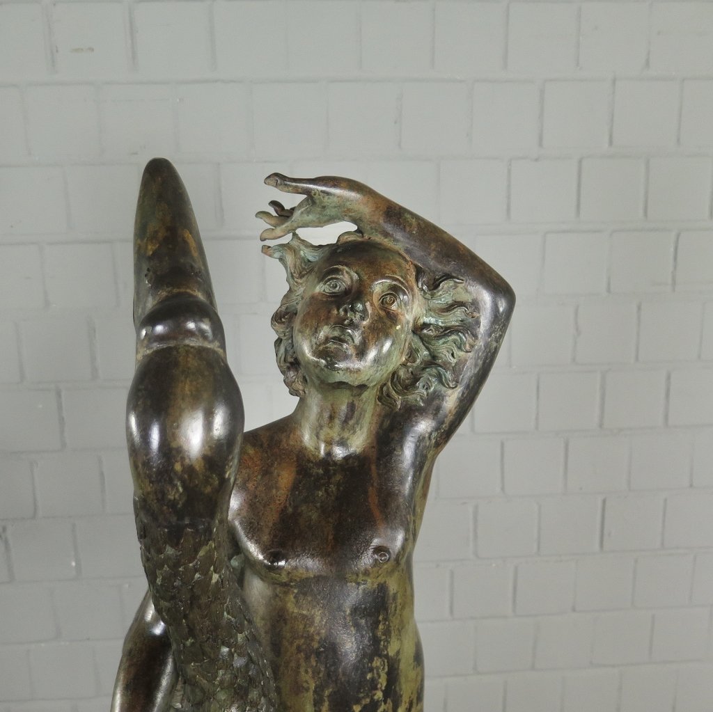 Wasserspeier Wasserspiel Putte mit Schwan Bronze 0,94 m