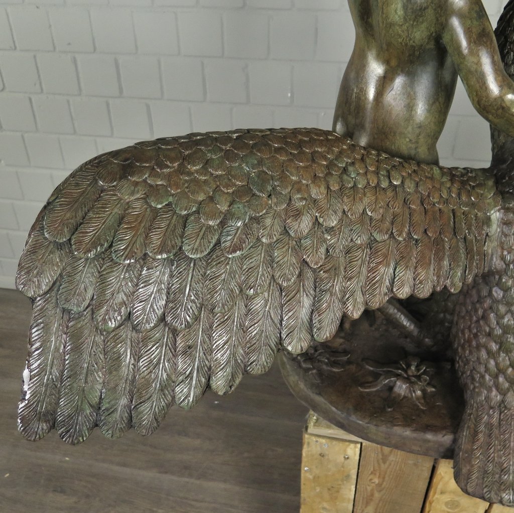 Wasserspeier Wasserspiel Putte mit Schwan Bronze 0,94 m