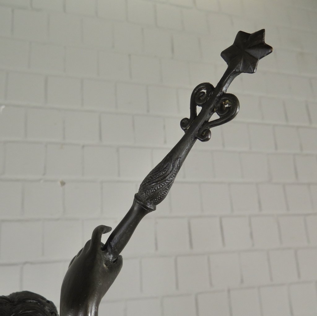 Skulptur Dekoration Nymphe mit Putte Bronze 1,38 m