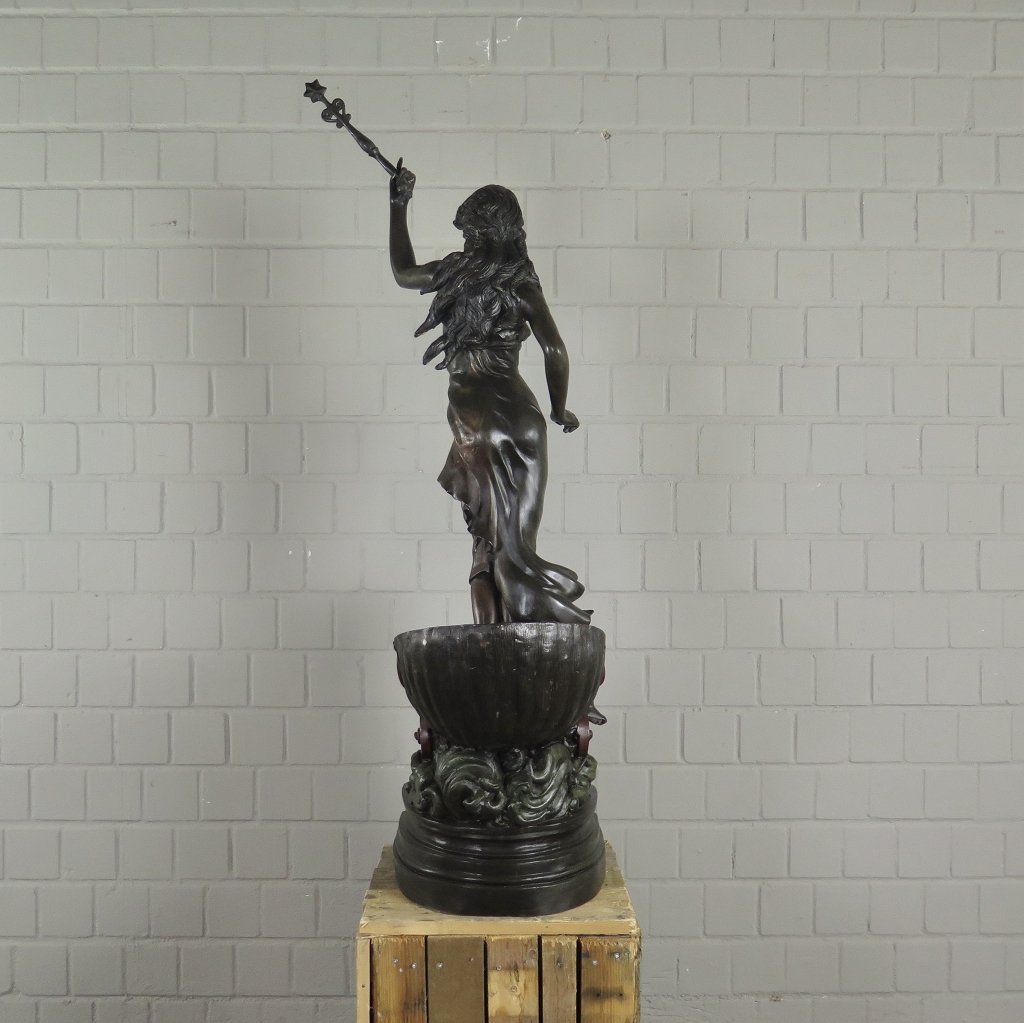 Skulptur Dekoration Nymphe mit Putte Bronze 1,38 m