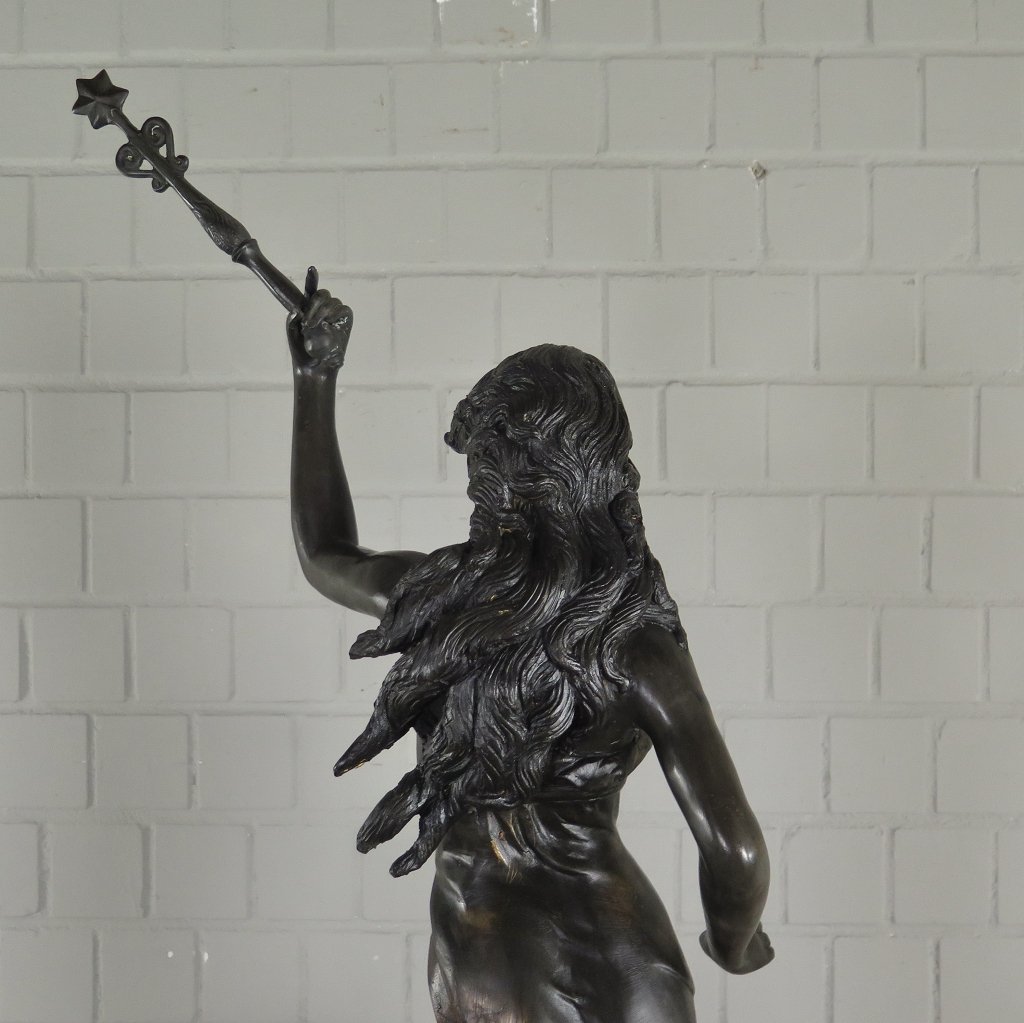 Skulptur Dekoration Nymphe mit Putte Bronze 1,38 m