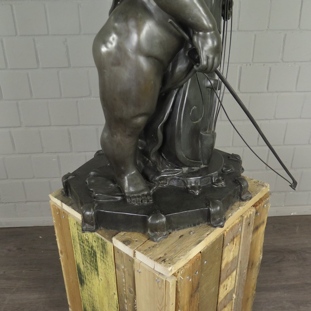 Skulptur Dekoration Putte mit Cello Bronze 0,87 m