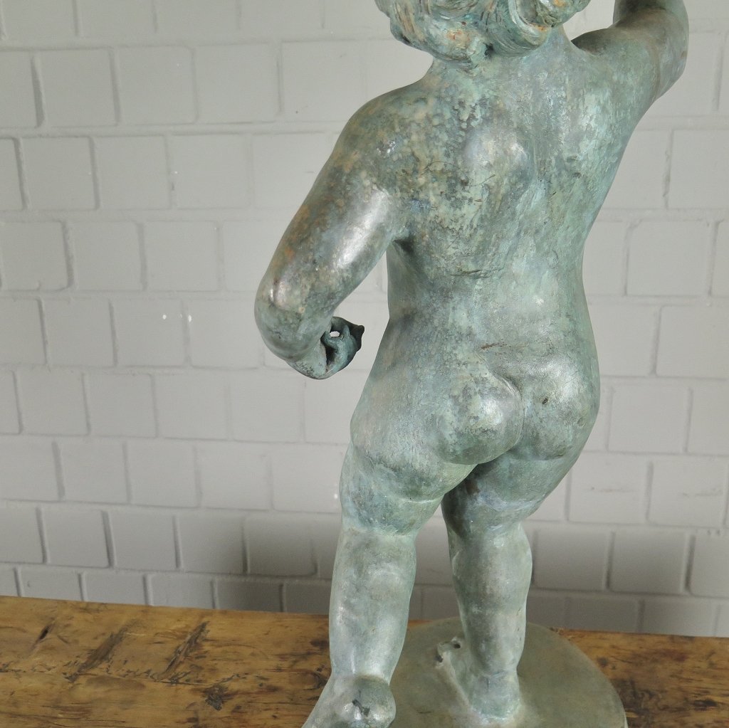 Wasserspeier Wasserspiel Putte mit Fisch Bronze 0,70 m