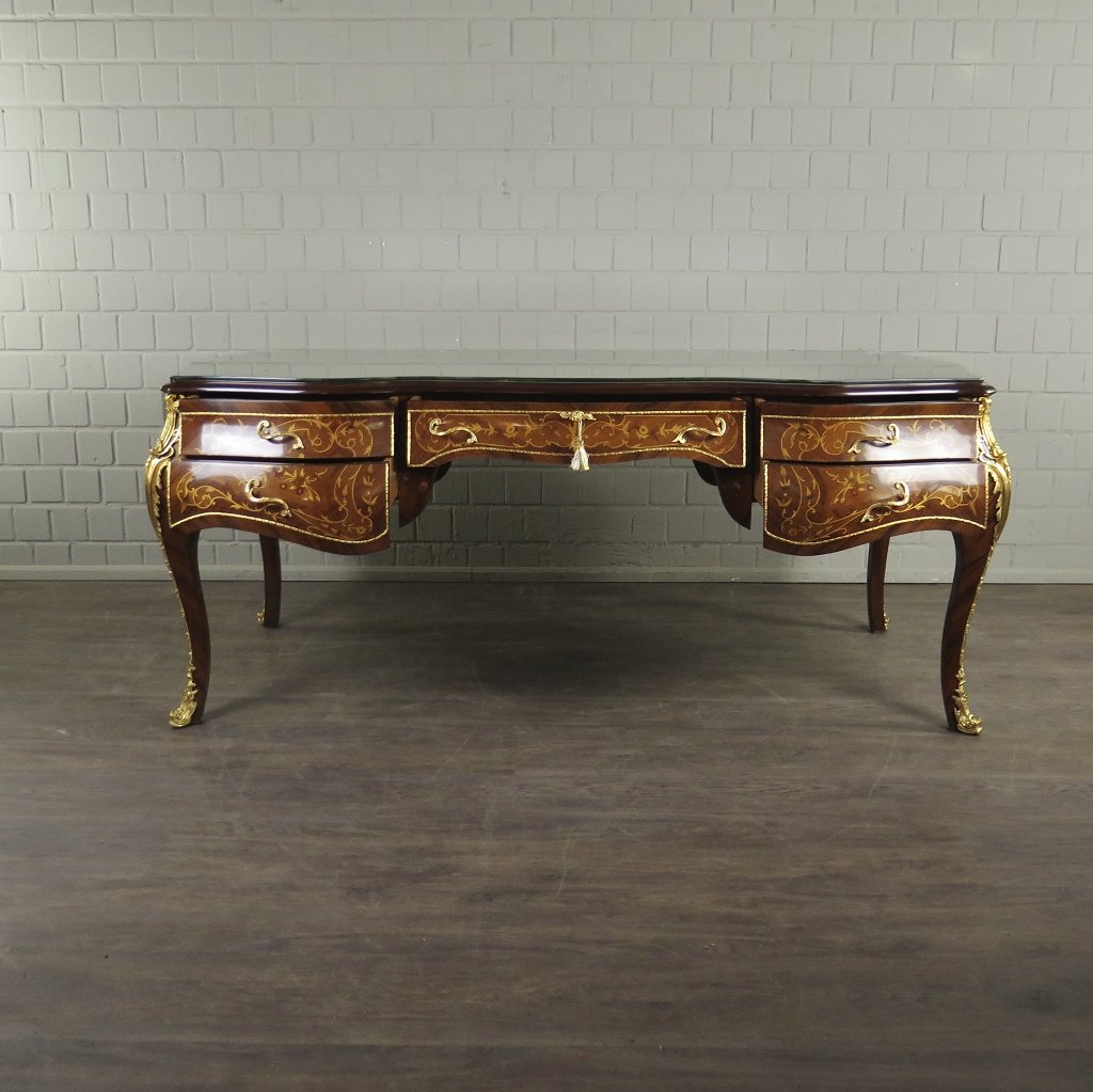 Schreibtisch Nussbaum Barockstil 2,00 m