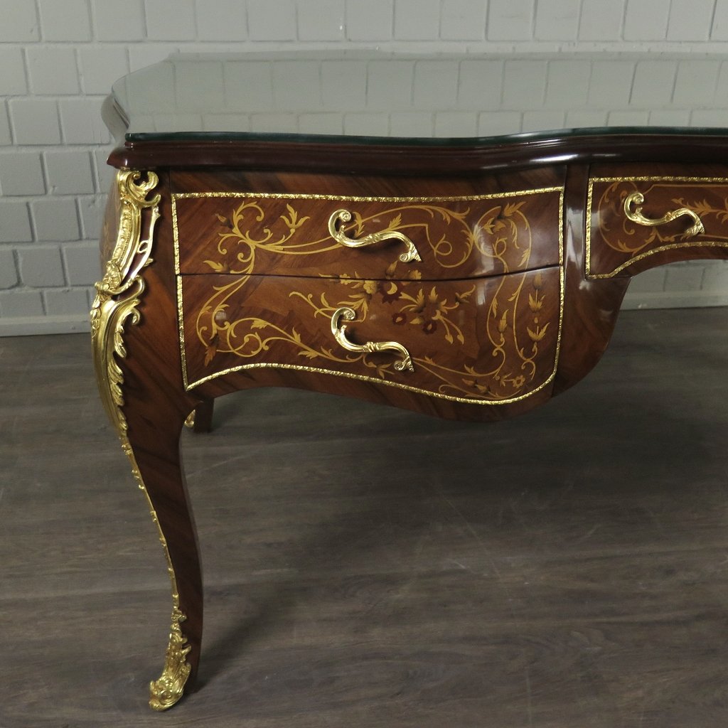Schreibtisch Nussbaum Barockstil 2,00 m