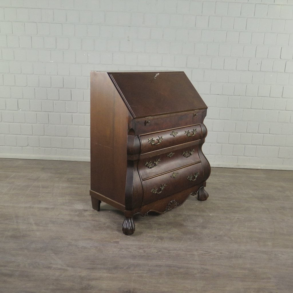 Sekretär Neubarock 1960 Nussbaum