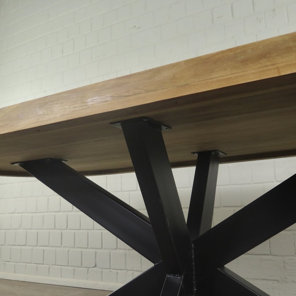 Esstisch Tisch Teakholz Oval 2,00 m x 0,90 m