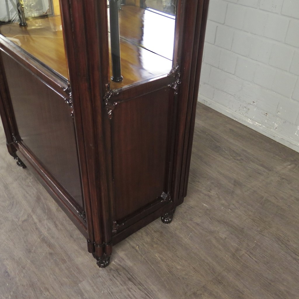Vitrine Schaukasten Biedermeier 1830 Mahagoni