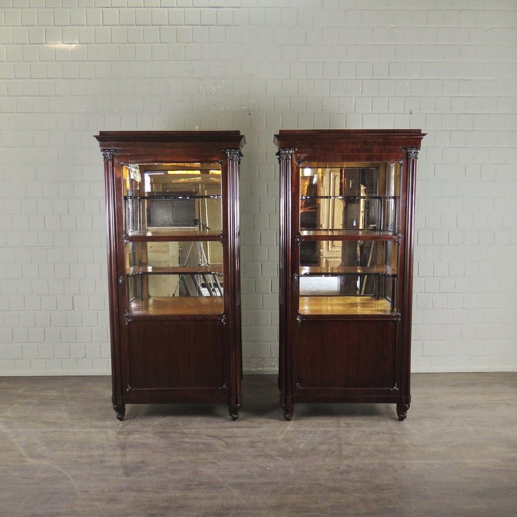 Vitrine Schaukasten Biedermeier 1830 Mahagoni