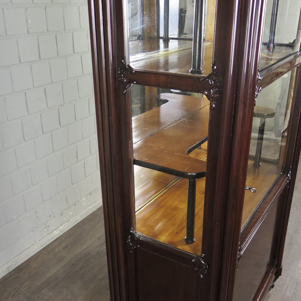 Vitrine Schaukasten Biedermeier 1830 Mahagoni
