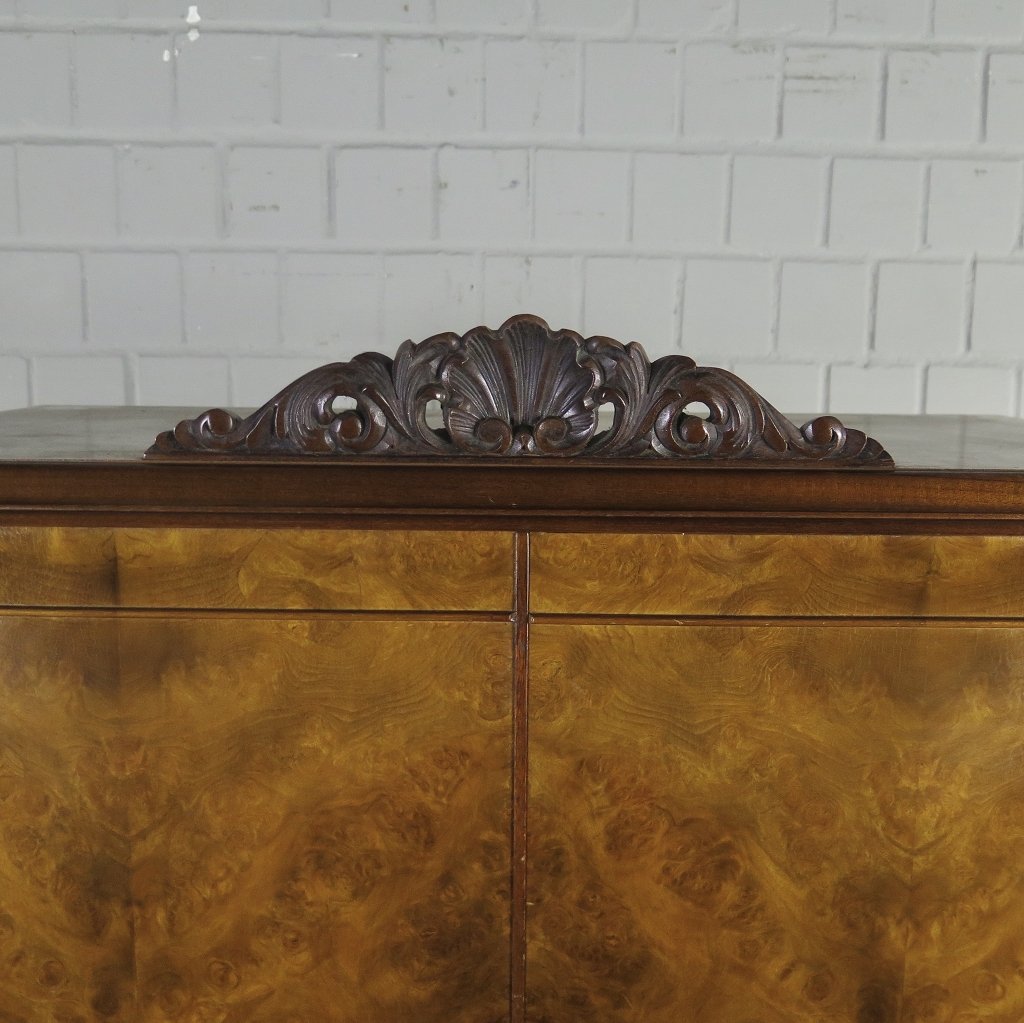 Cocktail-Barschrank Klassische Moderne 1950 Nussbaum