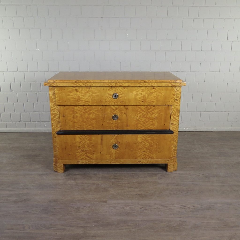 Kommode Biedermeier 1810 Ahorn