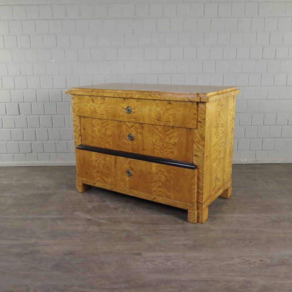 Kommode Biedermeier 1810 Ahorn