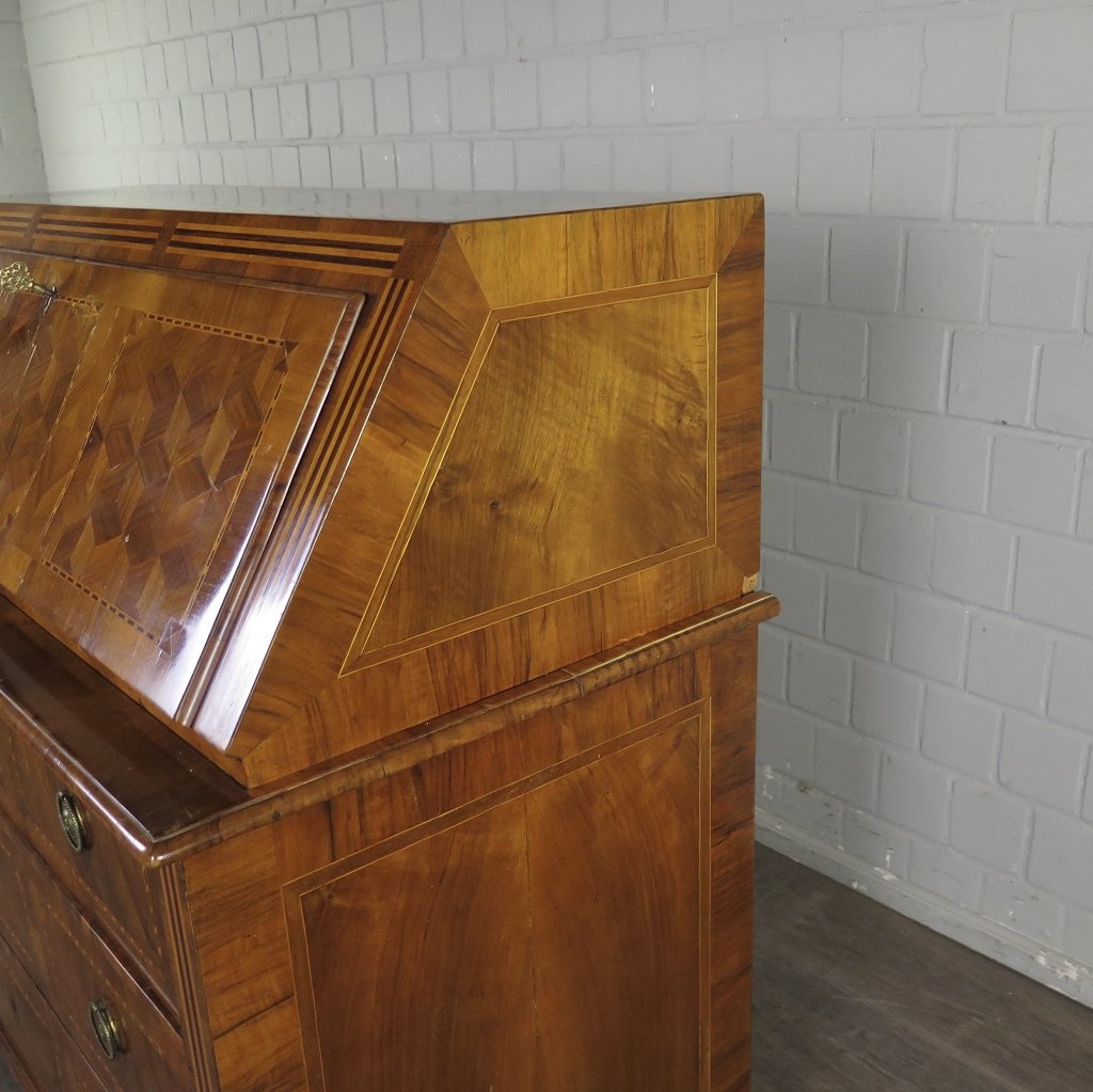Schrägklappensekretär Sekretär Klassizismus 1780 Ahorn Pflaume