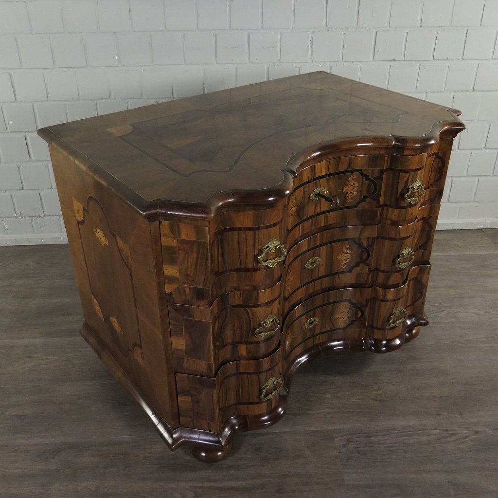 Kommode Barock 1770 Nussbaum