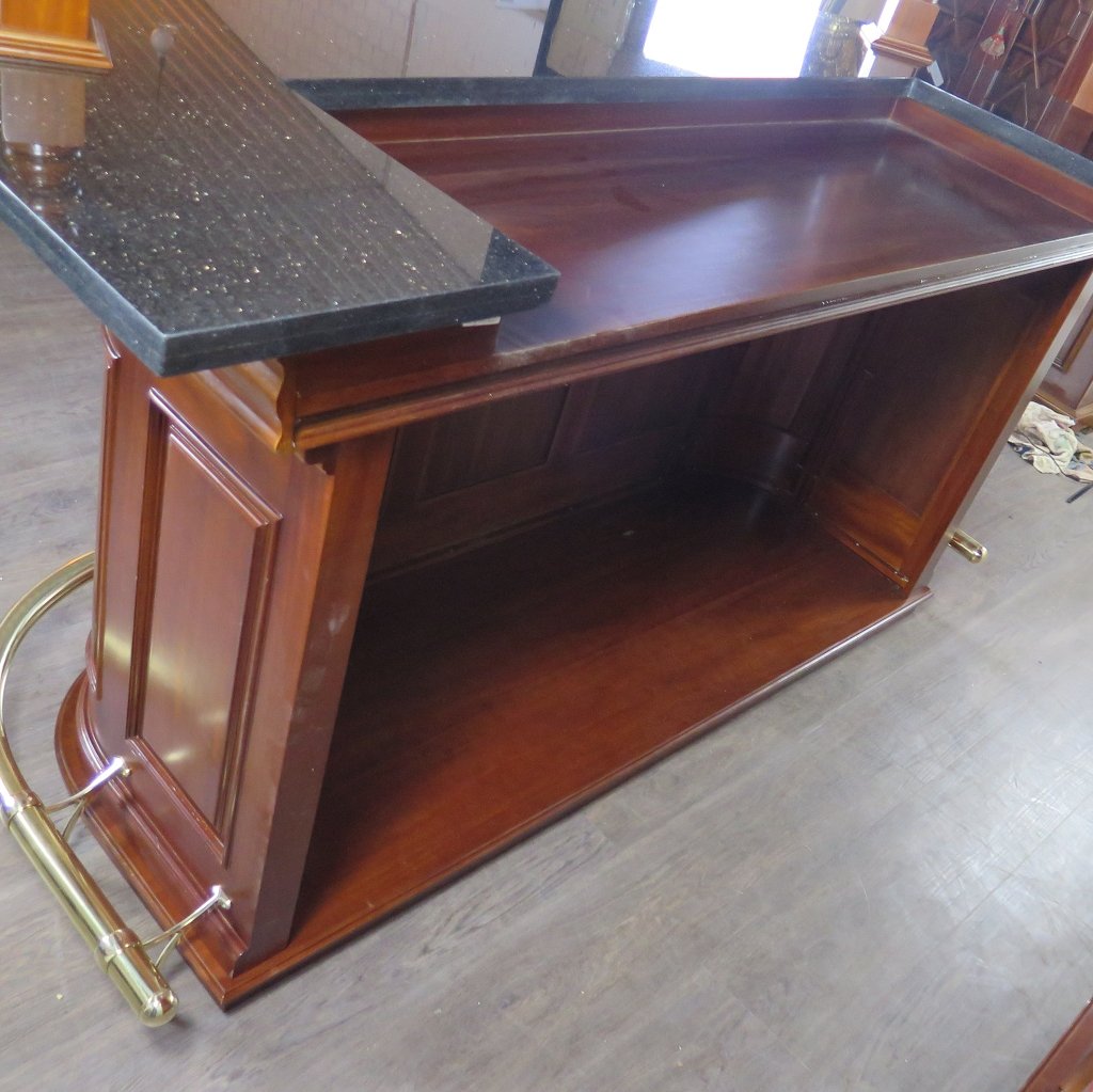 Hausbar Theke Mahagoni 2,35 m