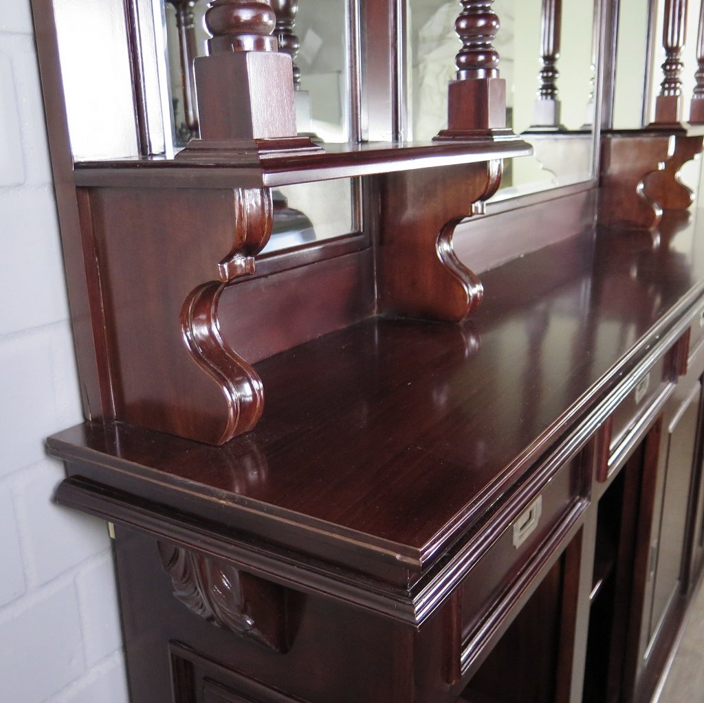 Hausbar Theke Mahagoni 2,35 m