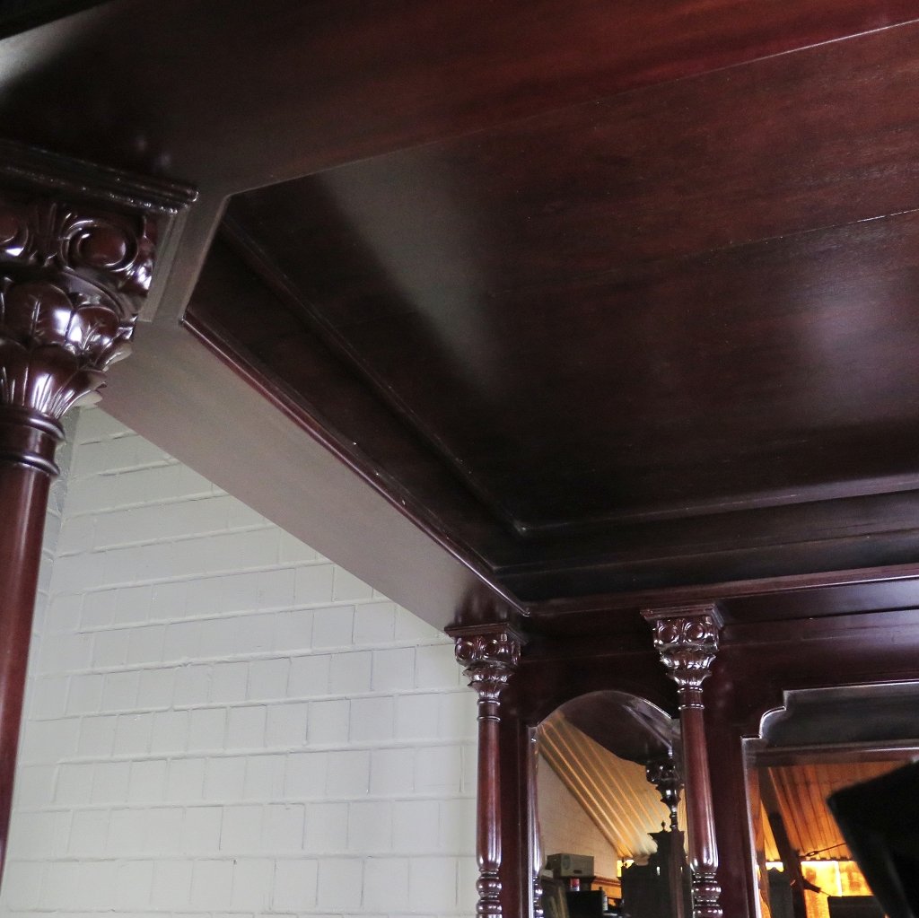 Hausbar Theke Mahagoni 2,35 m
