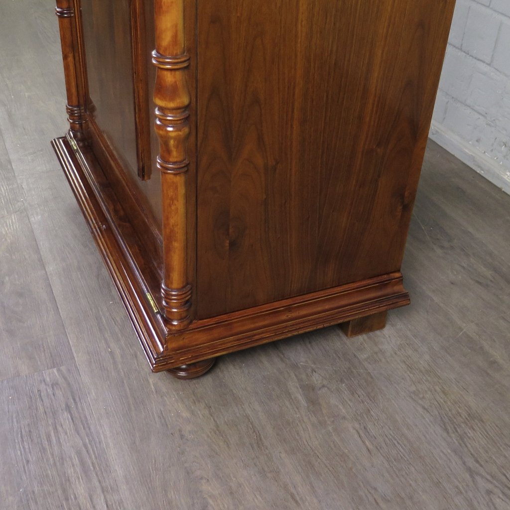 Unterschrank Schrank Spieluhr Gründerzeit 1880 Nussbaum