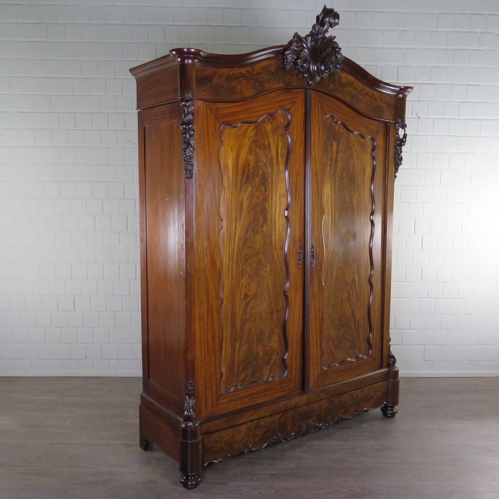 Schrank Kleiderschrank Historismus 1880 Nussbaum Wurzelholz
