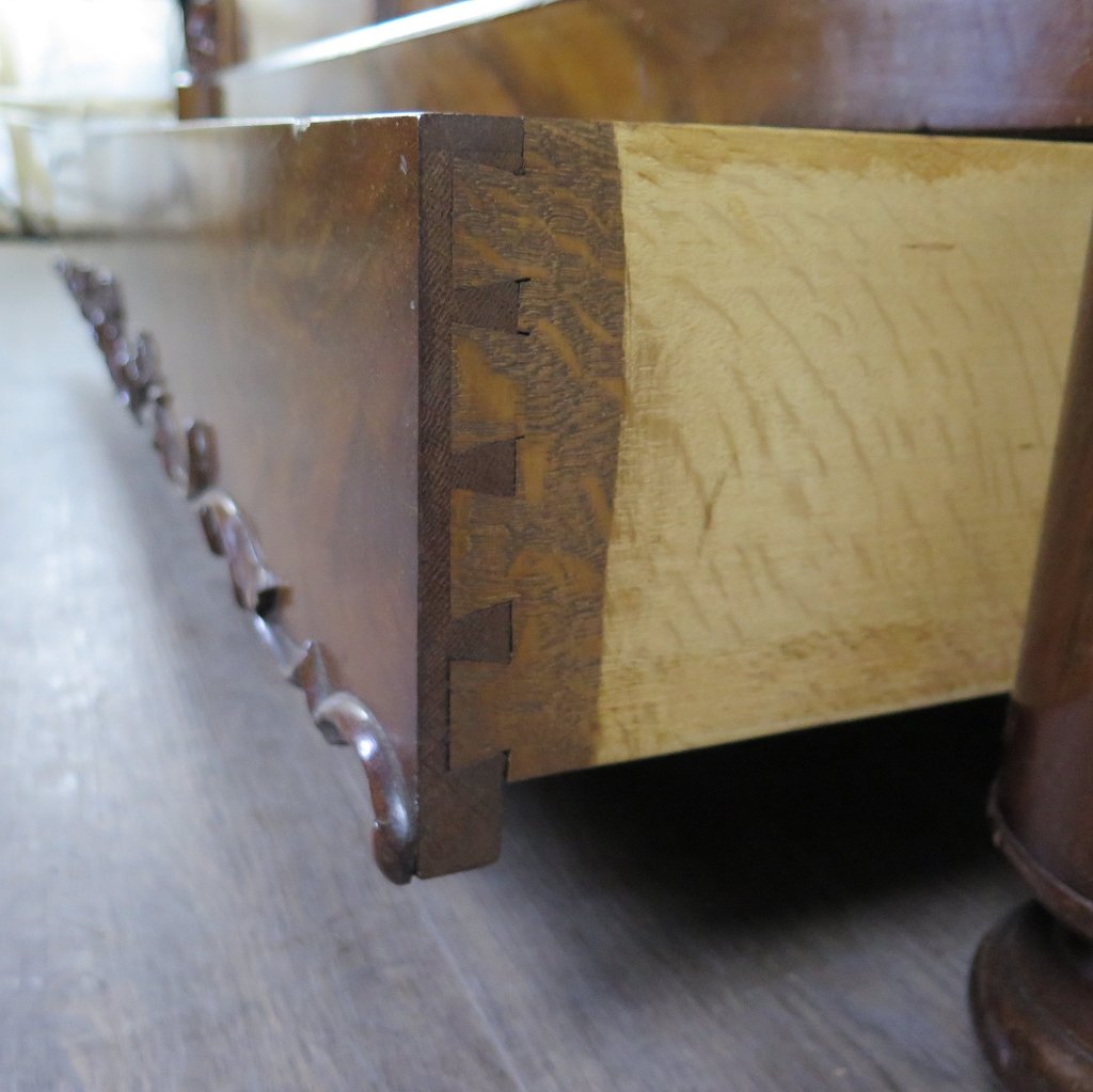 Schrank Kleiderschrank Historismus 1880 Nussbaum Wurzelholz