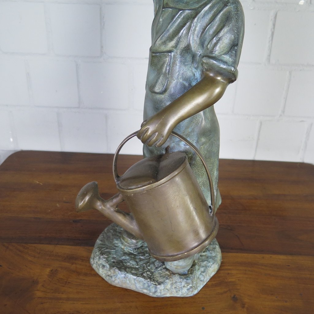 Wasserspeier Kind mit Gießkanne Bronze 0,70 m