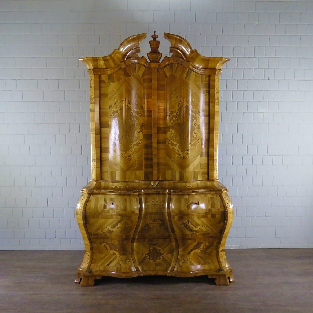 Schrank Neubarock 1880 Nussbaum
