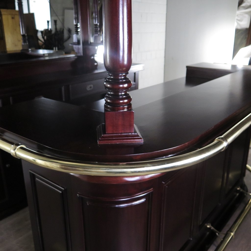 Hausbar Theke Mahagoni  2,35 m