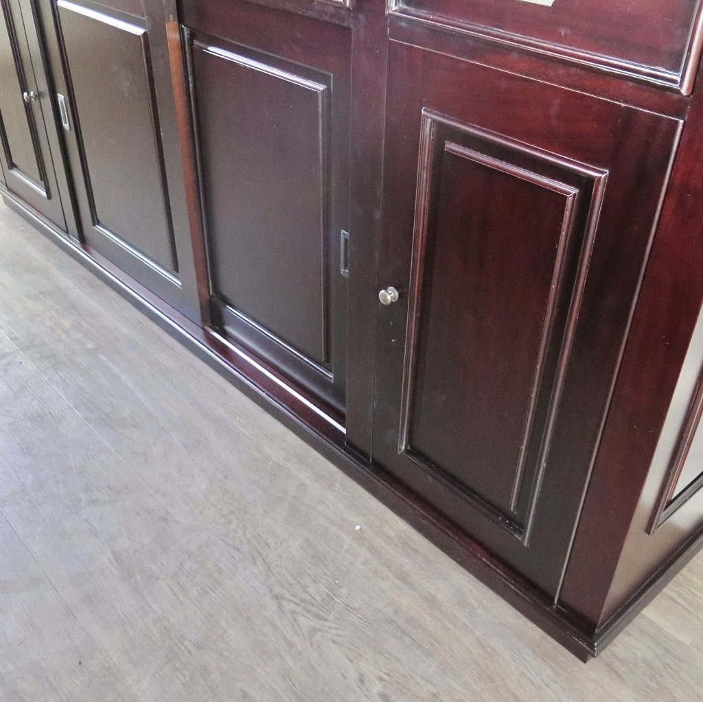 Hausbar Theke Mahagoni  2,35 m