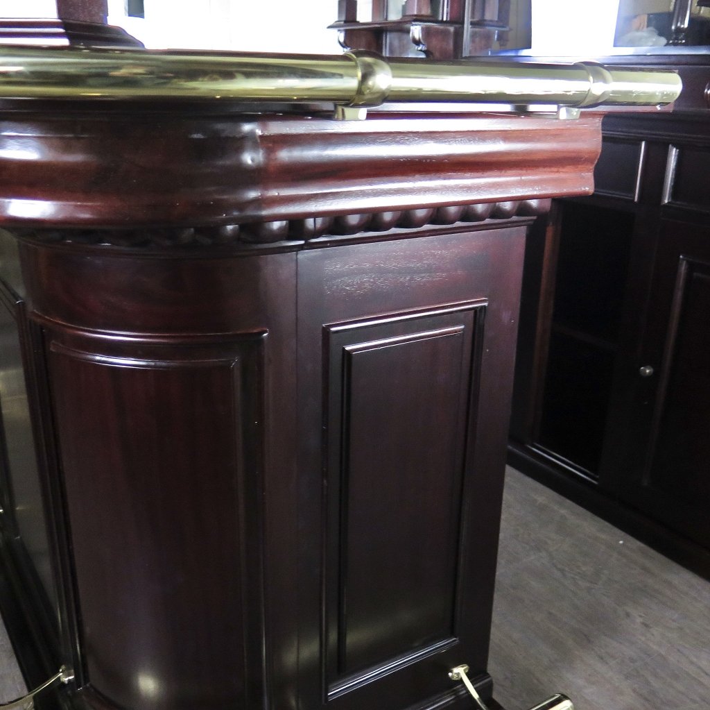 Hausbar Theke Mahagoni  2,35 m