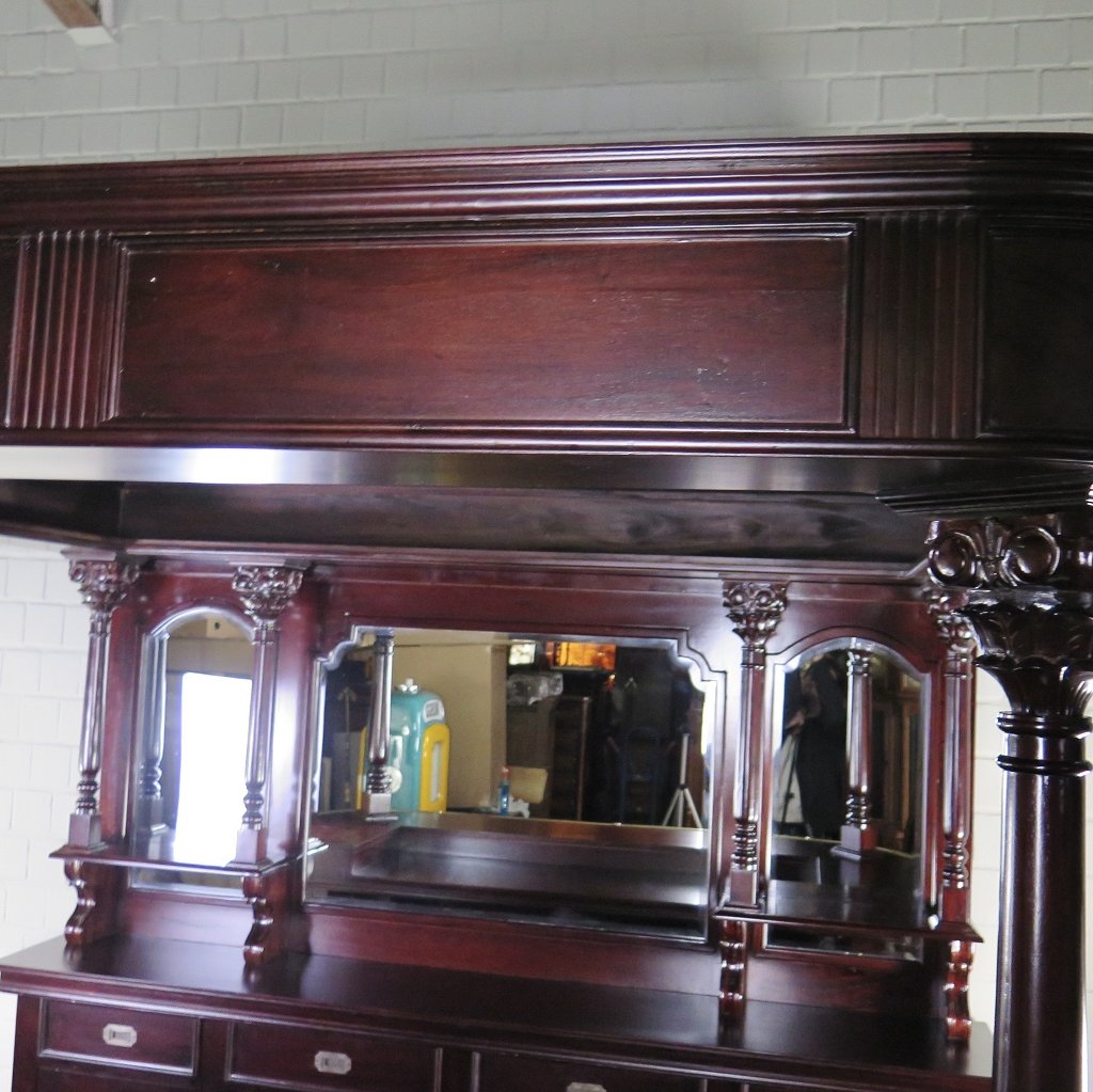 Hausbar Theke Mahagoni  2,35 m