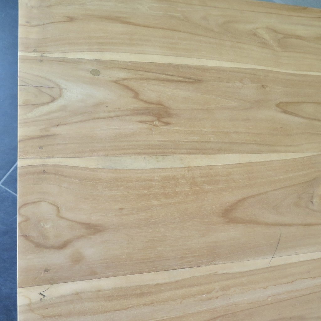 Couchtisch Wohnzimmertisch Teakholz 1,31 m x 0,76 m