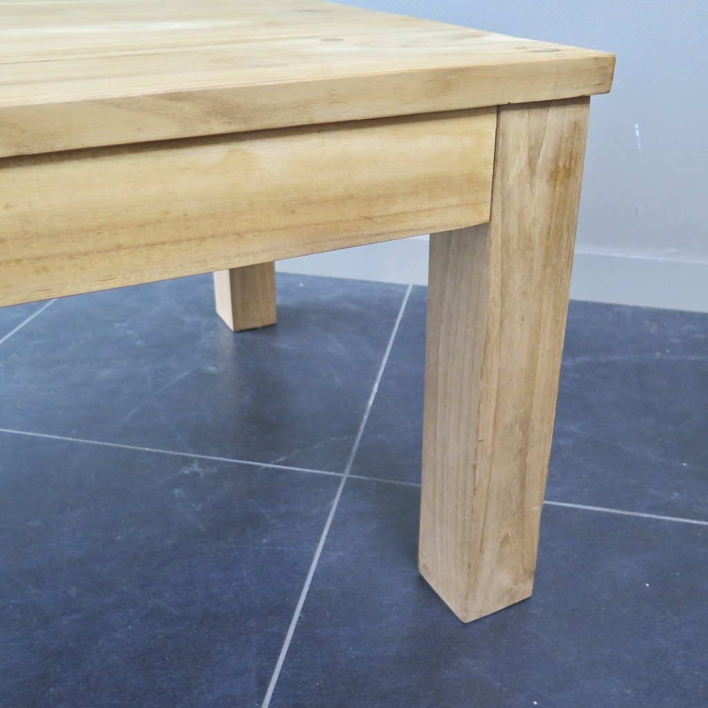Couchtisch Wohnzimmertisch Teakholz 1,31 m x 0,76 m