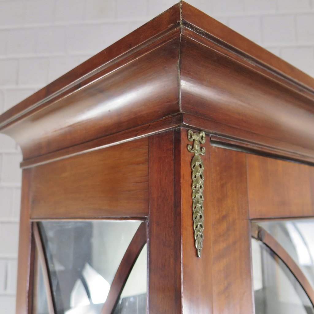 Vitrine Schaukasten Empire 1810 Mahagoni