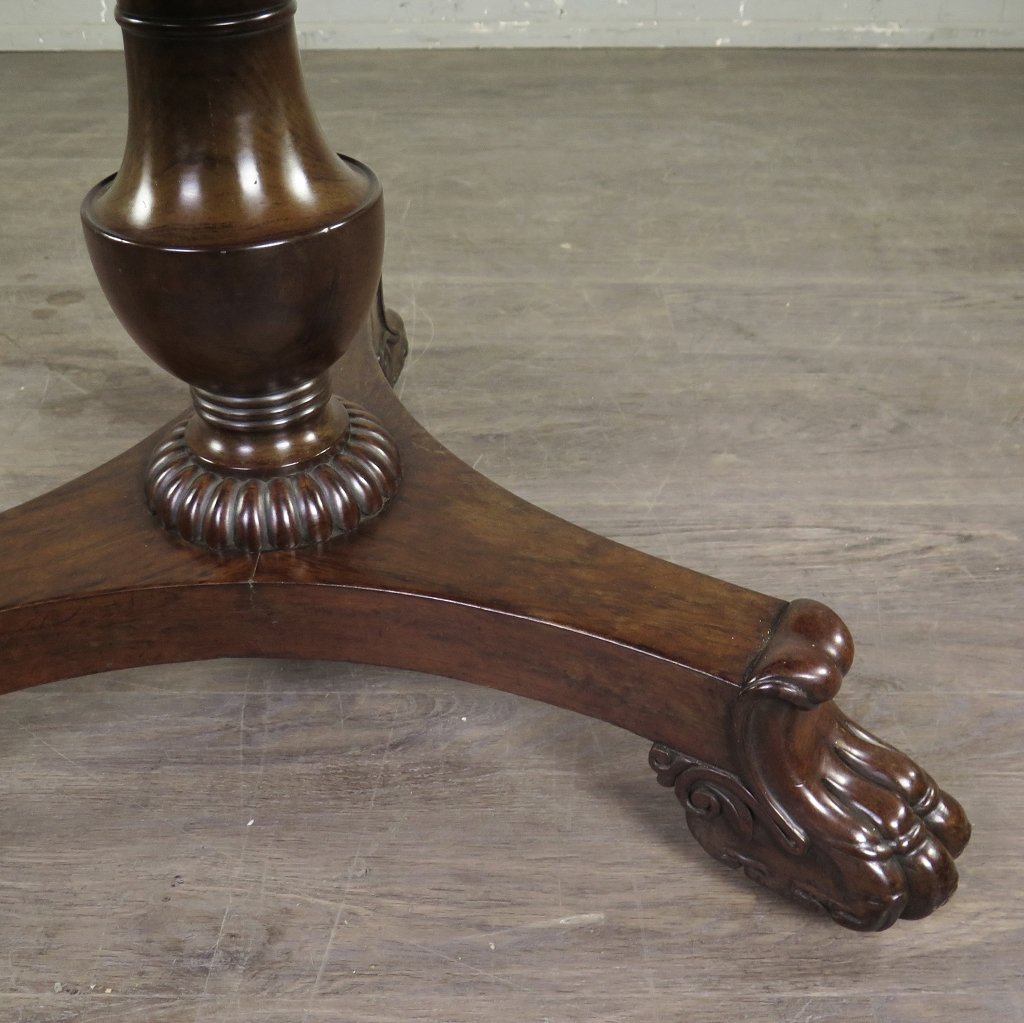 Salon-Tisch Tisch Biedermeier 1850 Nussbaum