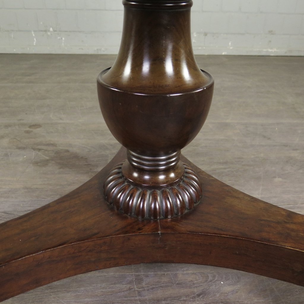 Salon-Tisch Tisch Biedermeier 1850 Nussbaum
