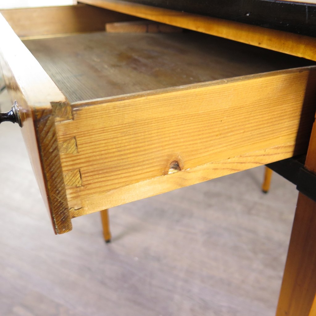 Schreibtisch Klapptisch Beistelltisch München 1790-1800 Ahorn
