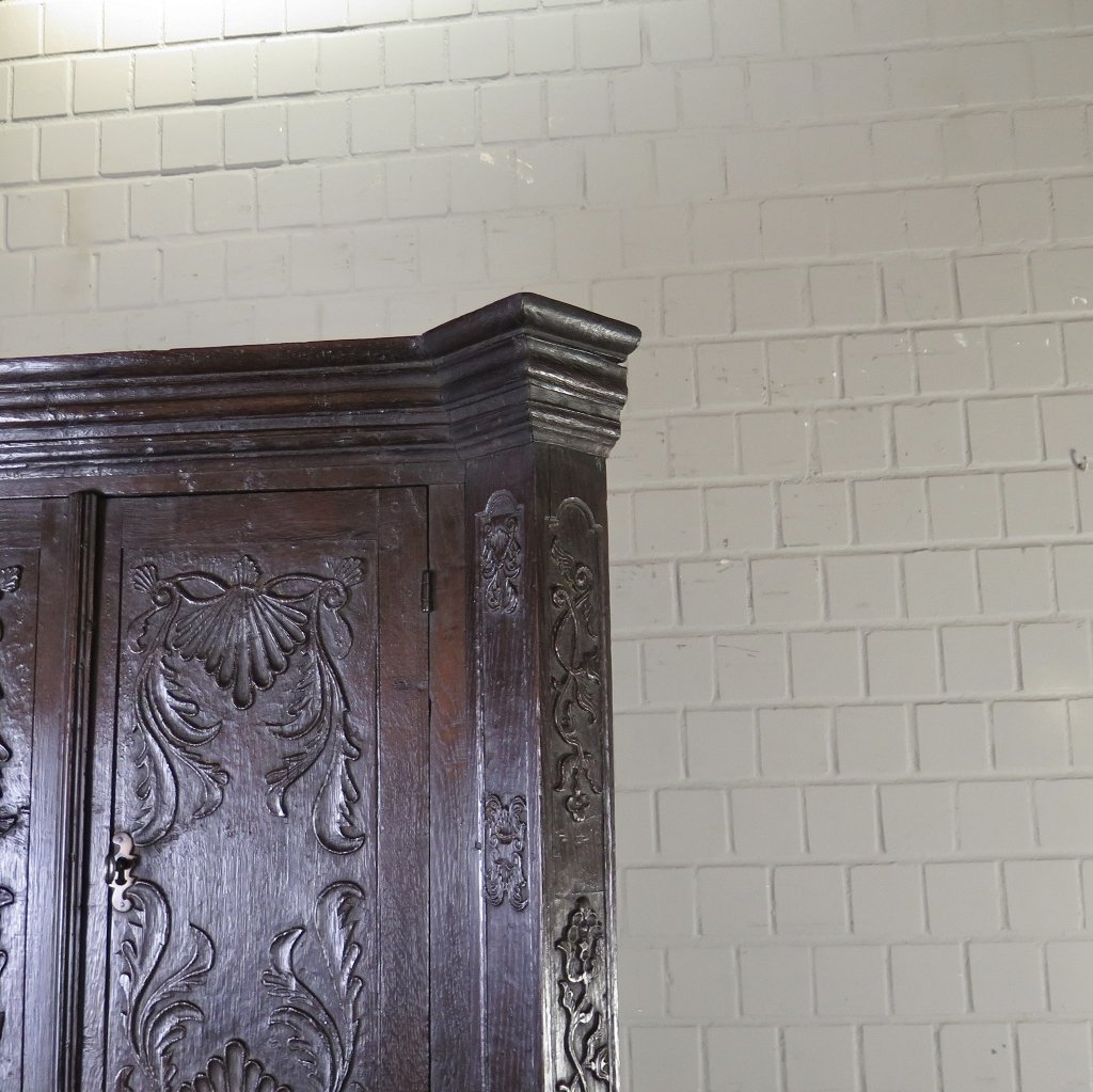 Eckschrank Buffetschrank Spät-Klassizismus 1780 Eiche