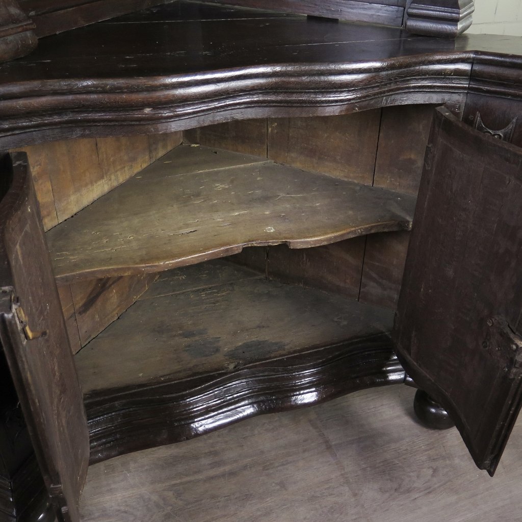 Eckschrank Buffetschrank Spät-Klassizismus 1780 Eiche