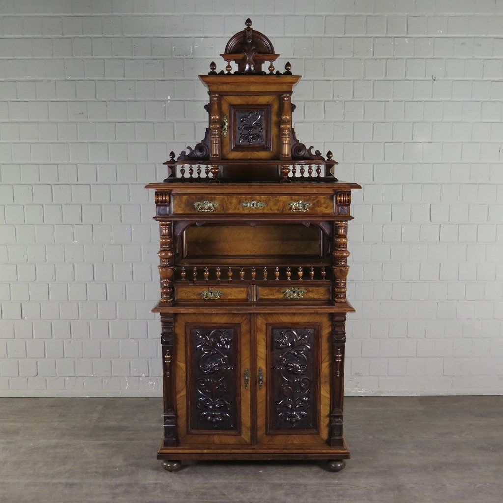 Vertiko mit Aufsatz Gründerzeit 1880 Nussbaum