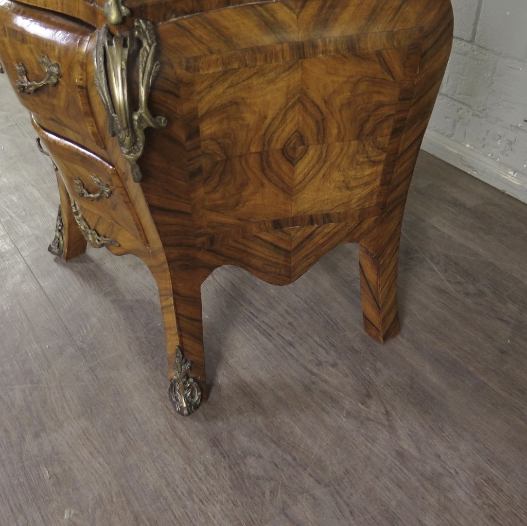 Kommode Neubarock Nussbaum 0,65 m