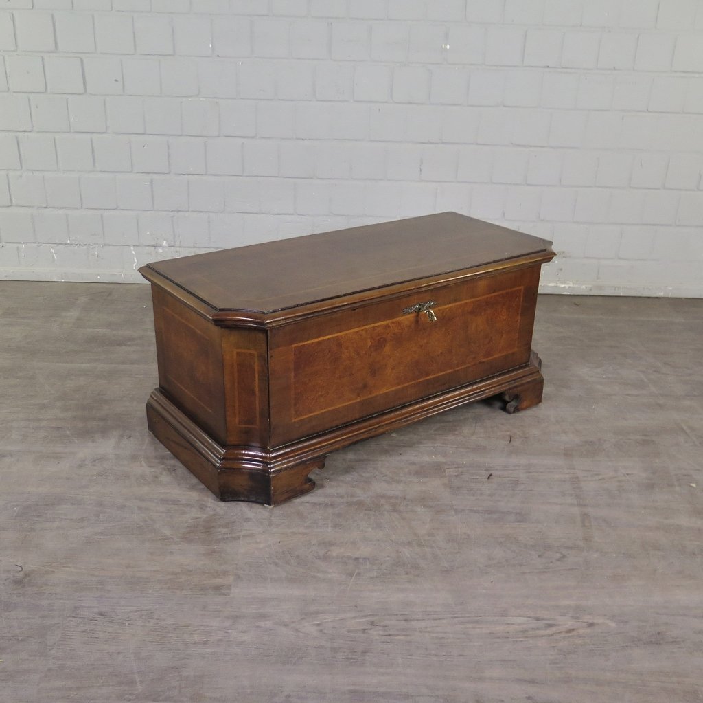 TV-Schrank TV-Möbel Neubarock Nussbaum 0,99 m 
