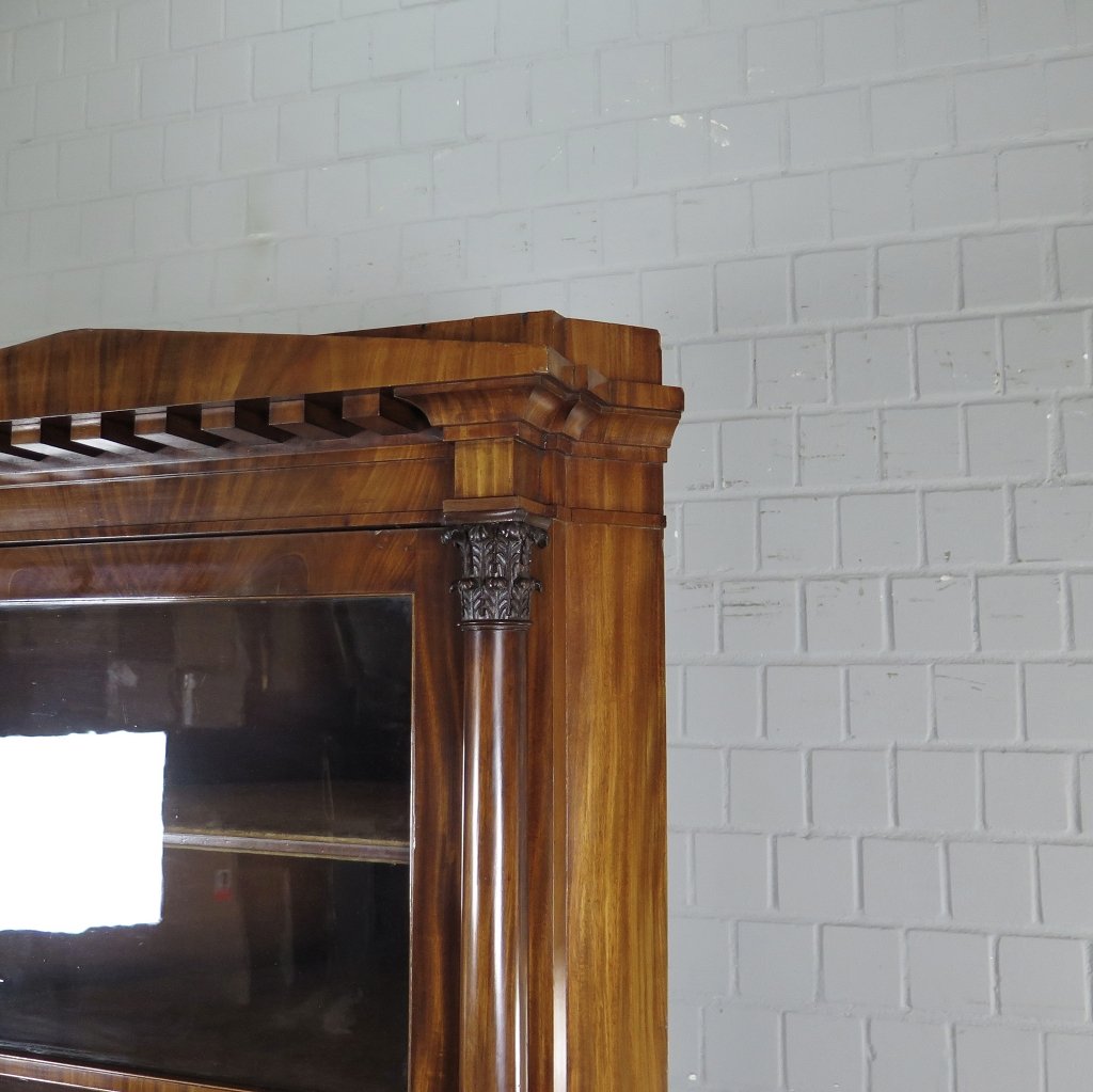 Eckschrank Eckvitrine Biedermeier 1815 Mahagoni