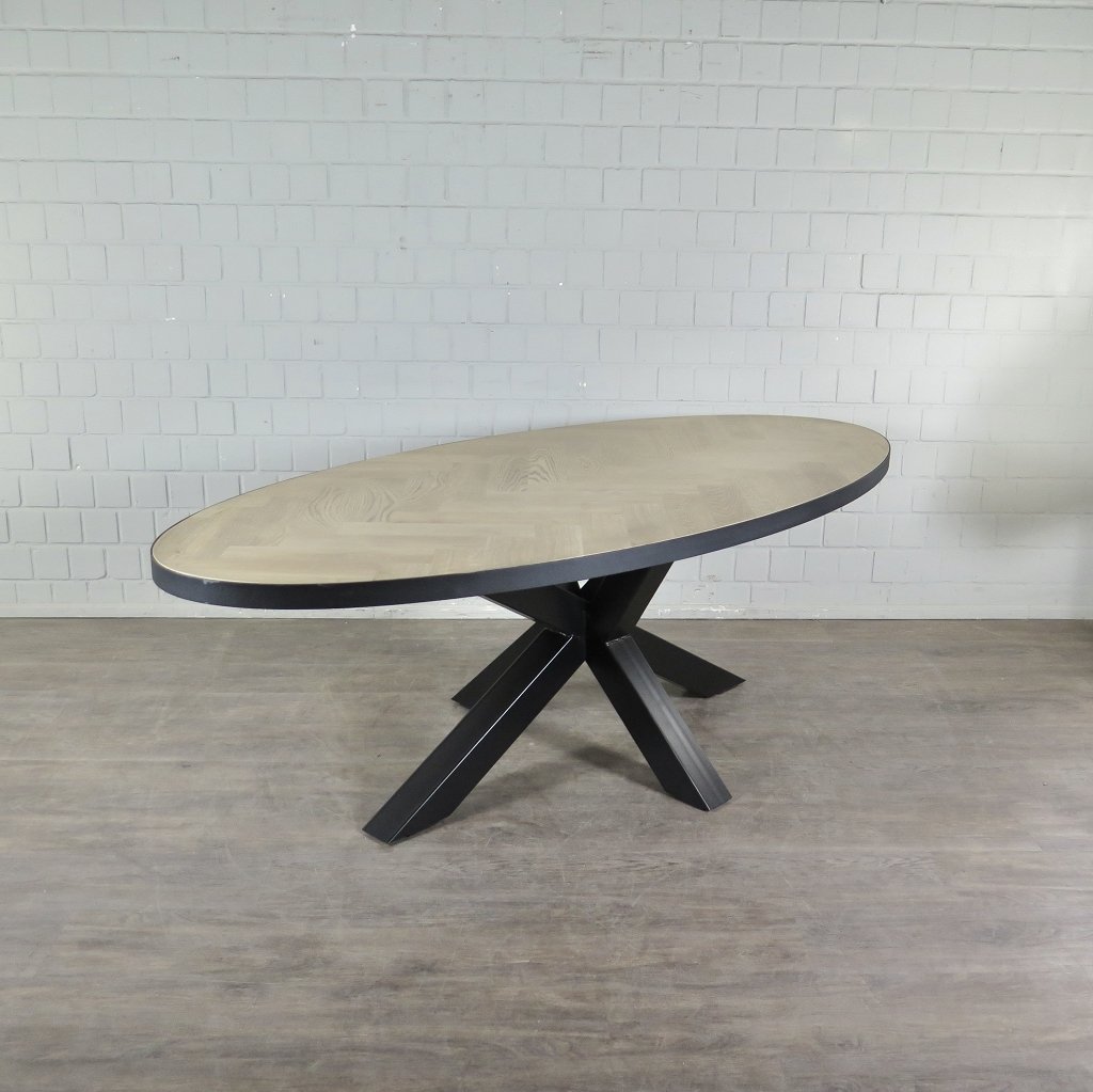 Esstisch Tisch Eiche Oval 2,40 m x 1,10 m