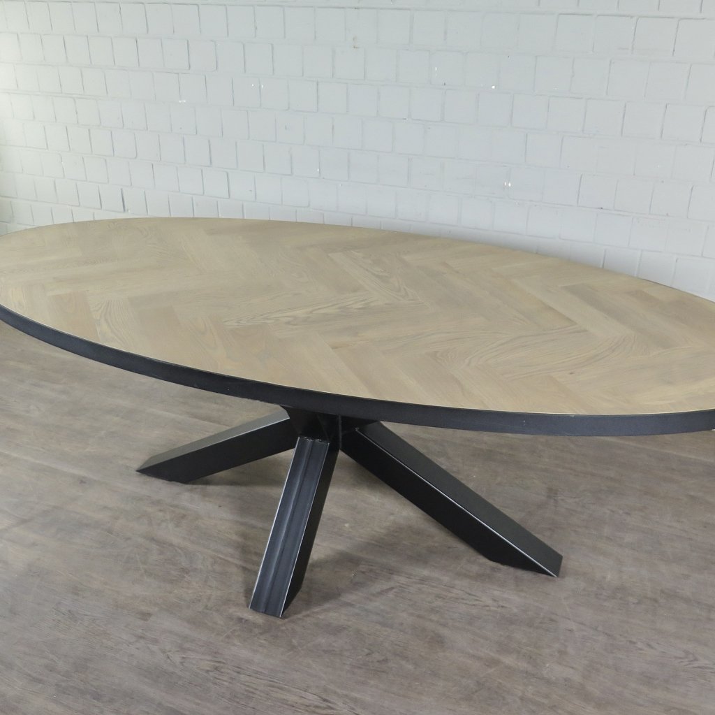 Esstisch Tisch Eiche Oval 2,40 m x 1,10 m