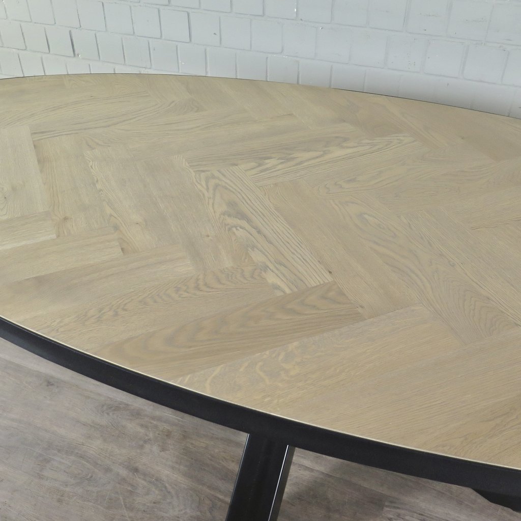 Esstisch Tisch Eiche Oval 2,40 m x 1,10 m