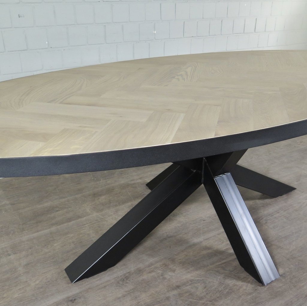 Esstisch Tisch Eiche Oval 2,40 m x 1,10 m