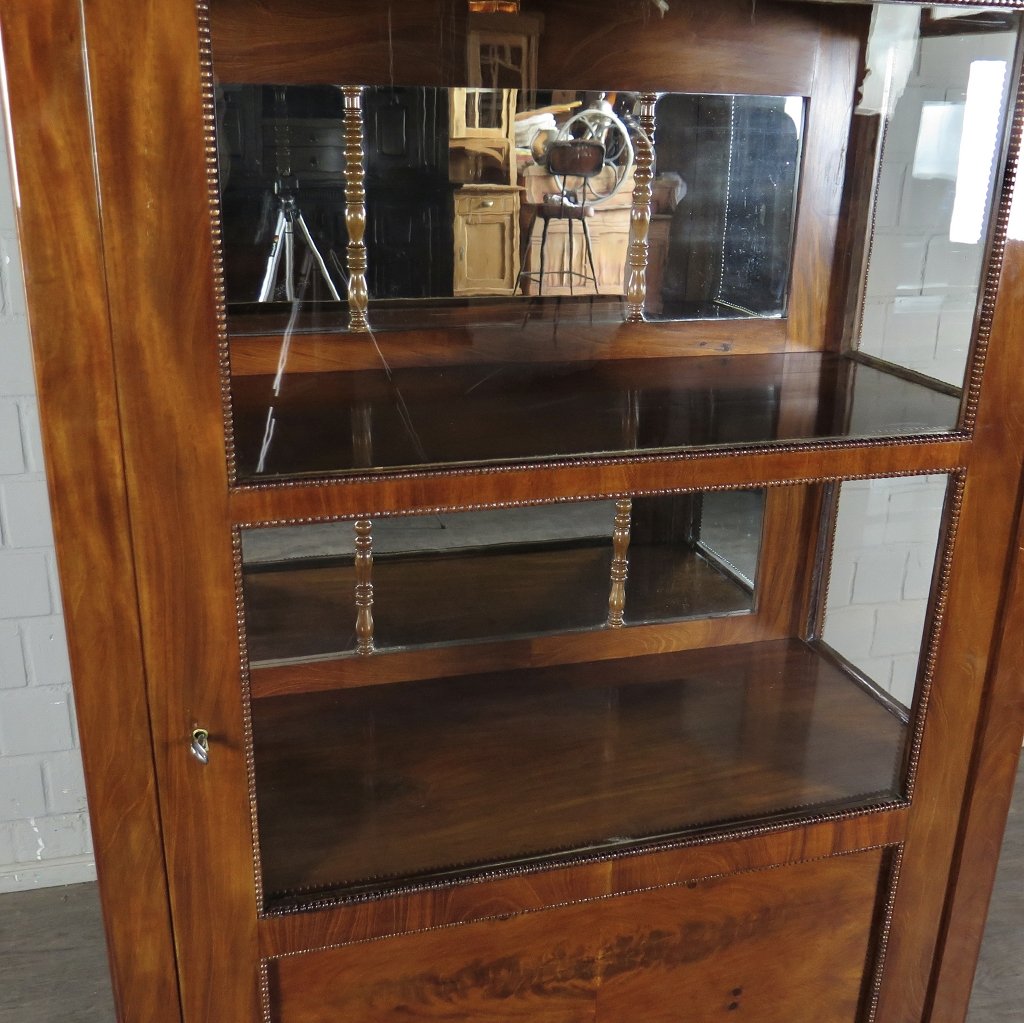 Vitrine Schaukasten Biedermeier 1830 Mahagoni